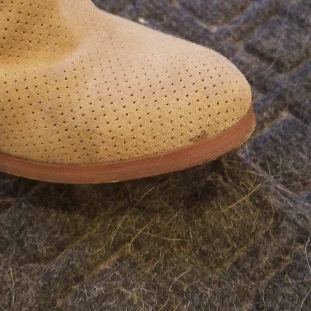 Guess booties - Picture 2 of 3